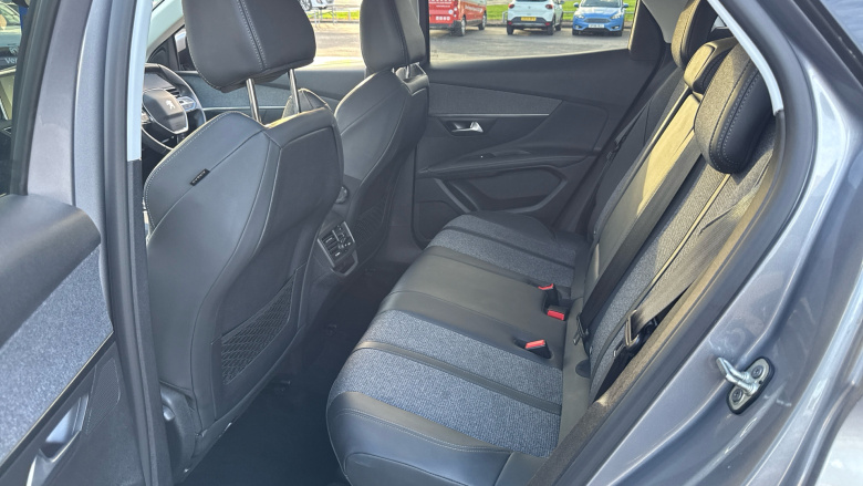 Peugeot 3008 1.2 PureTech Allure 5dr EAT8 Petrol Estate